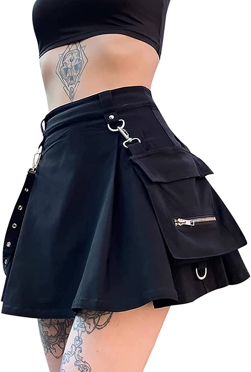 Ruolai Goth Black Pleated Mini Skirt with Chain High Waisted Tennis Skirt